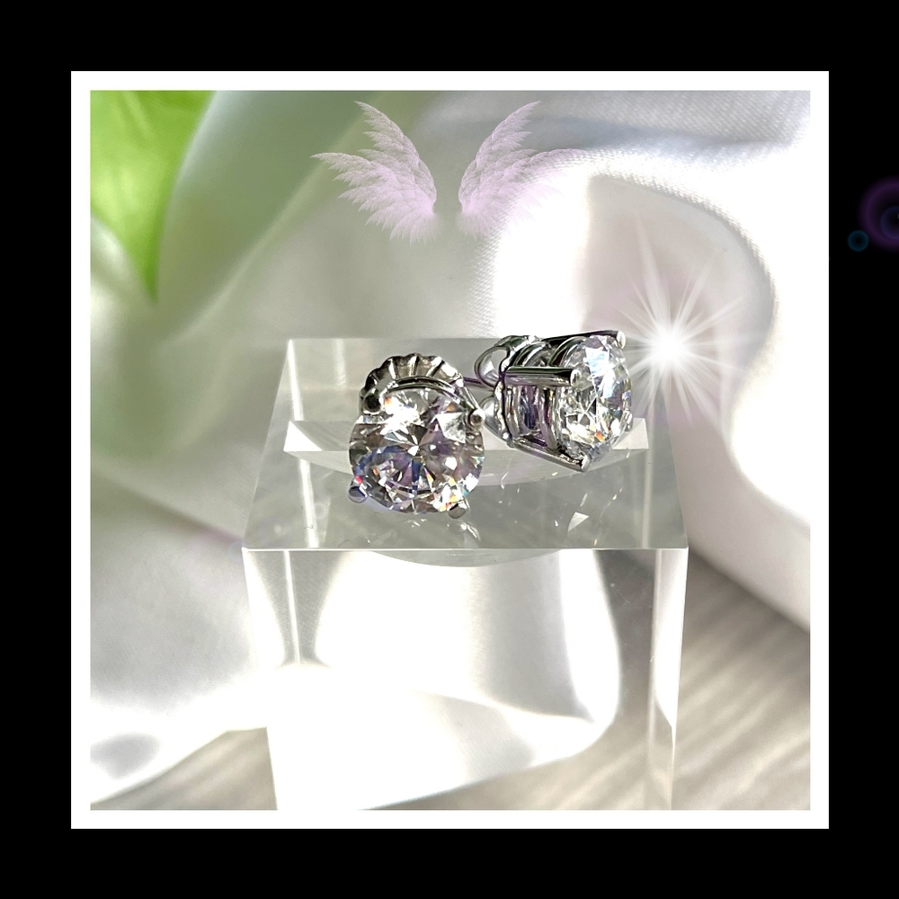 🎶 4.2CTTW LG STUNNING DIAMOND STUDS 🎶 2.1CT EA